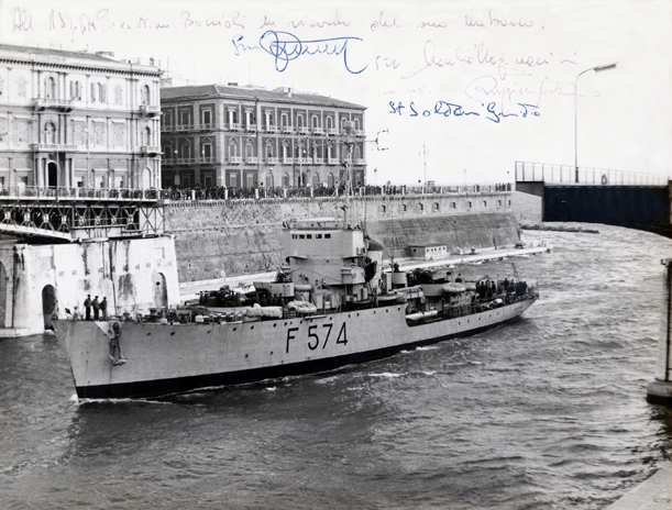 Pellicano (F574)