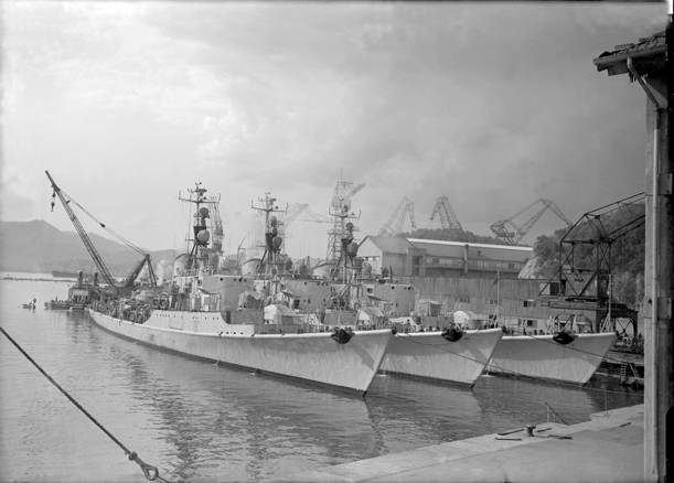 ALMIRANTE GARCIA ( D 33)